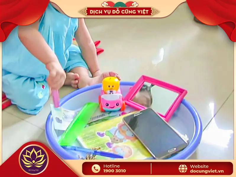 Mâm Đồ Bốc Thôi Nôi Dự Đoán Nghề Tương Lai Cho Bé