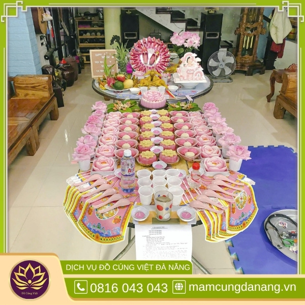 Mâm cúng đầy tháng bé gái miền trung 2 Mâm cỗ đầy tháng bé gái miền trung 3