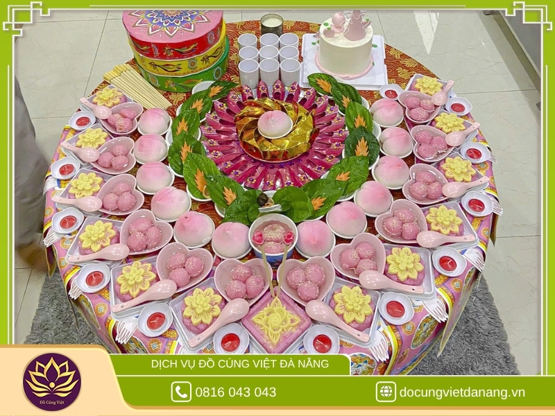 Mâm cúng đầy tháng bé gái miền trung 6 Mâm cúng đầy tháng bé gái miền Trung giao cho gia đình chị Hương tại Hải Châu, Đà Nẵng